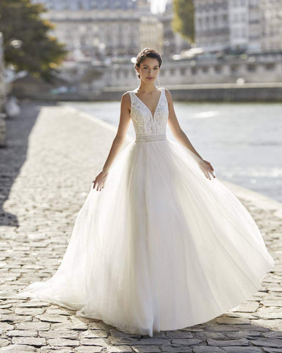 Robe de mariée bohème princesse à Marseille